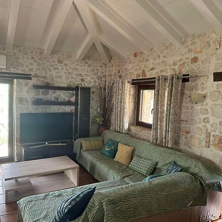 Villa Constantis Kalamákion Esterno foto